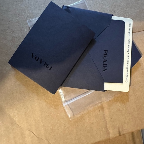 Prada new bag with COA Double zip purple & black Vitelli leather bowling bag - Picture 2 of 14